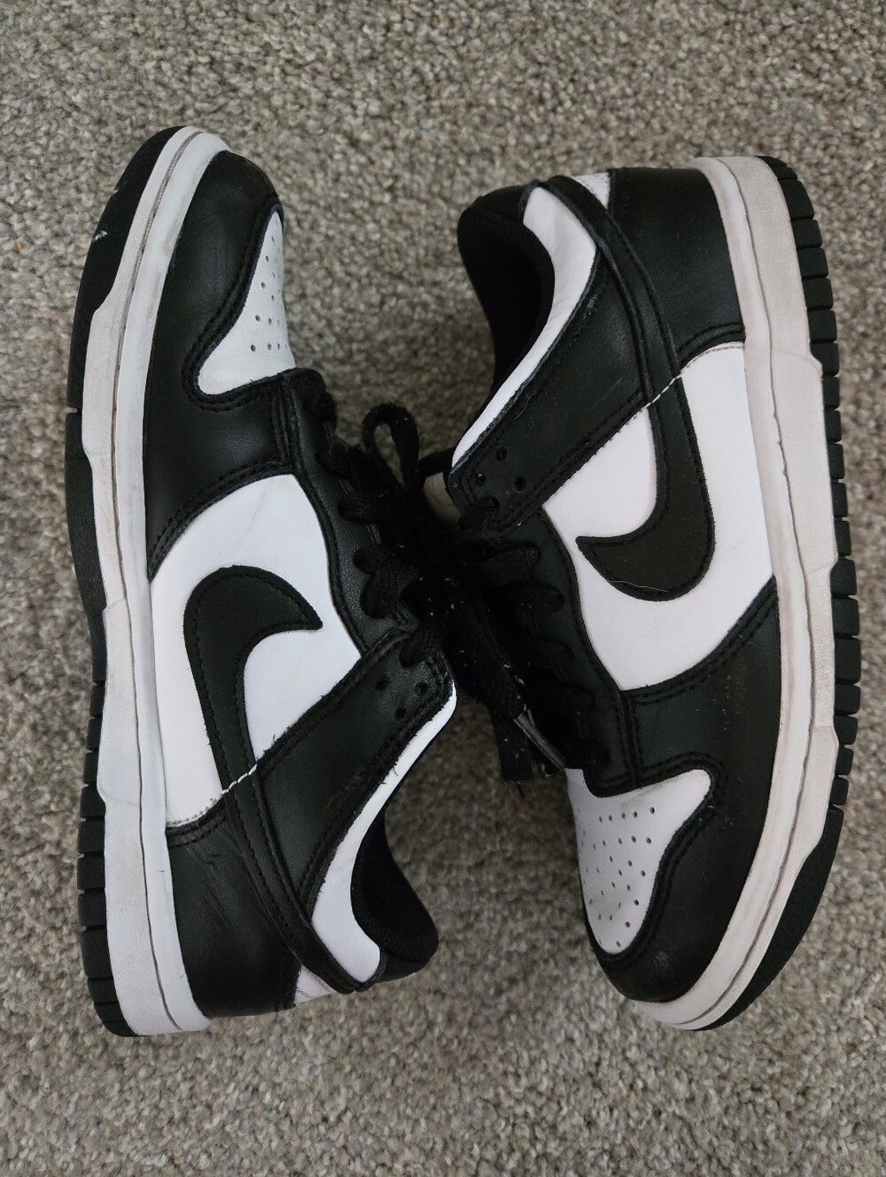 Nike Dunk Low Retro "Panda" White Black Sneakers Size 4Y